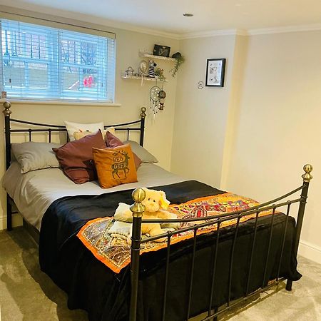 Grade II Boho Home In The Heart Of Oxford St. 사우샘프턴 외부 사진