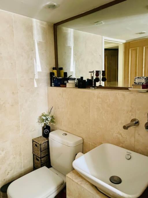 Grade II Boho Home In The Heart Of Oxford St. 사우샘프턴 외부 사진