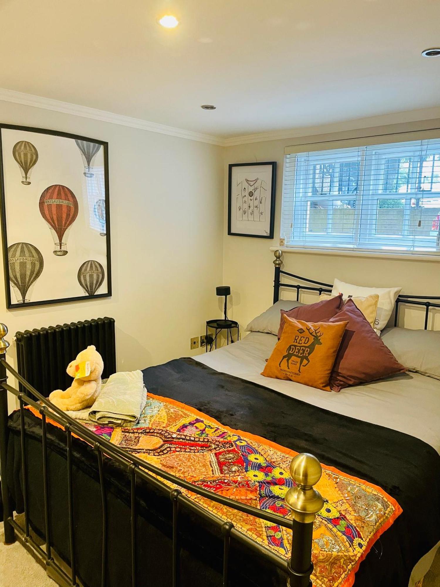 Grade II Boho Home In The Heart Of Oxford St. 사우샘프턴 외부 사진